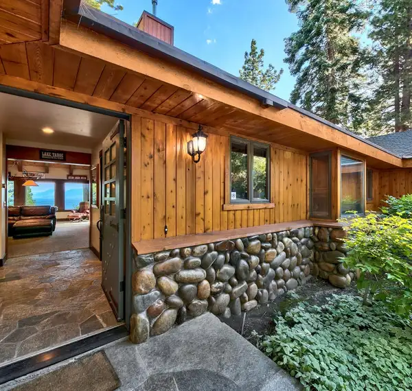 Mammoth Haven Retreat, home in Tahoe City