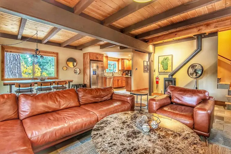 Restful North Ridge, a vacation rental in Carnelian Bay, Lake Tahoe