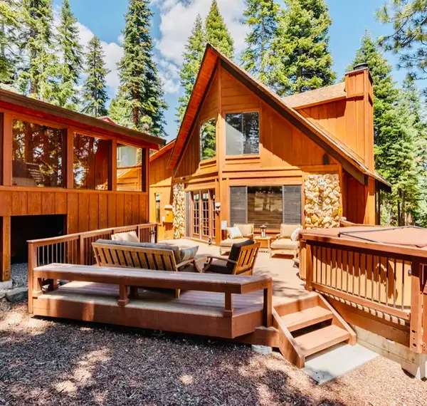 Sunlit Incline Retreat, home in Incline Village