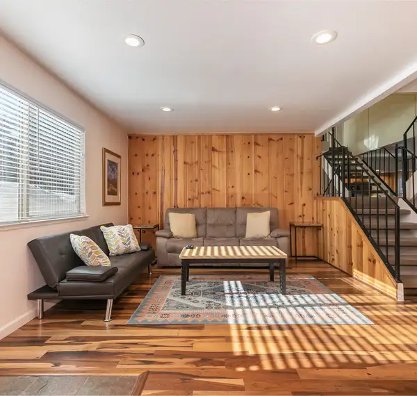 Trailside Tahoe Townhouse, townhouse in Tahoe City