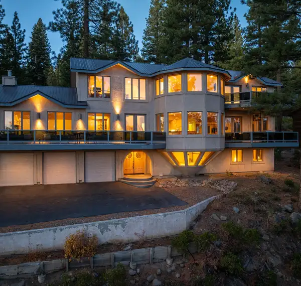 90s Tahoe Time Capsule, home in Incline Village