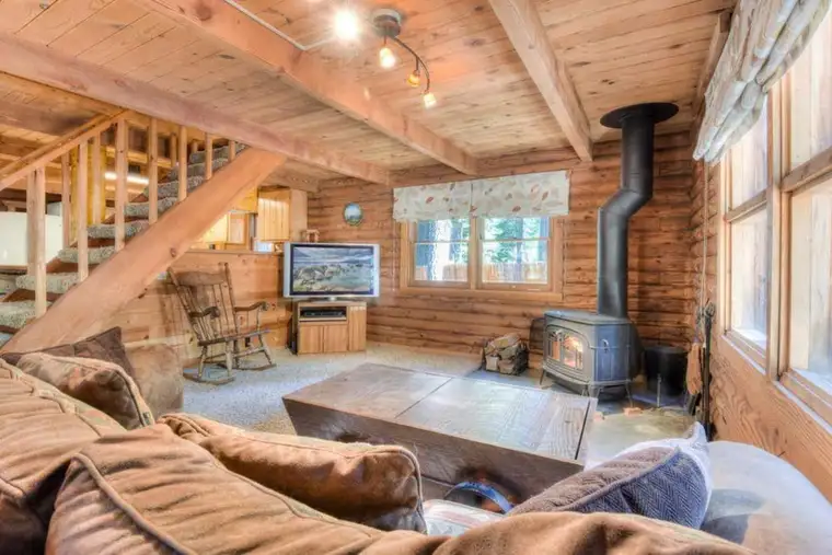 For a laid-back weekend in Tahoe this cozy cabin is perfect for you!