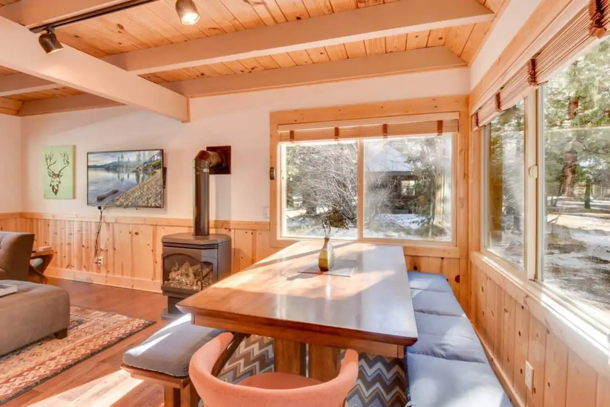 Make your vacation dinner or game time a blast for everyone, Tranquil Trails Cabin