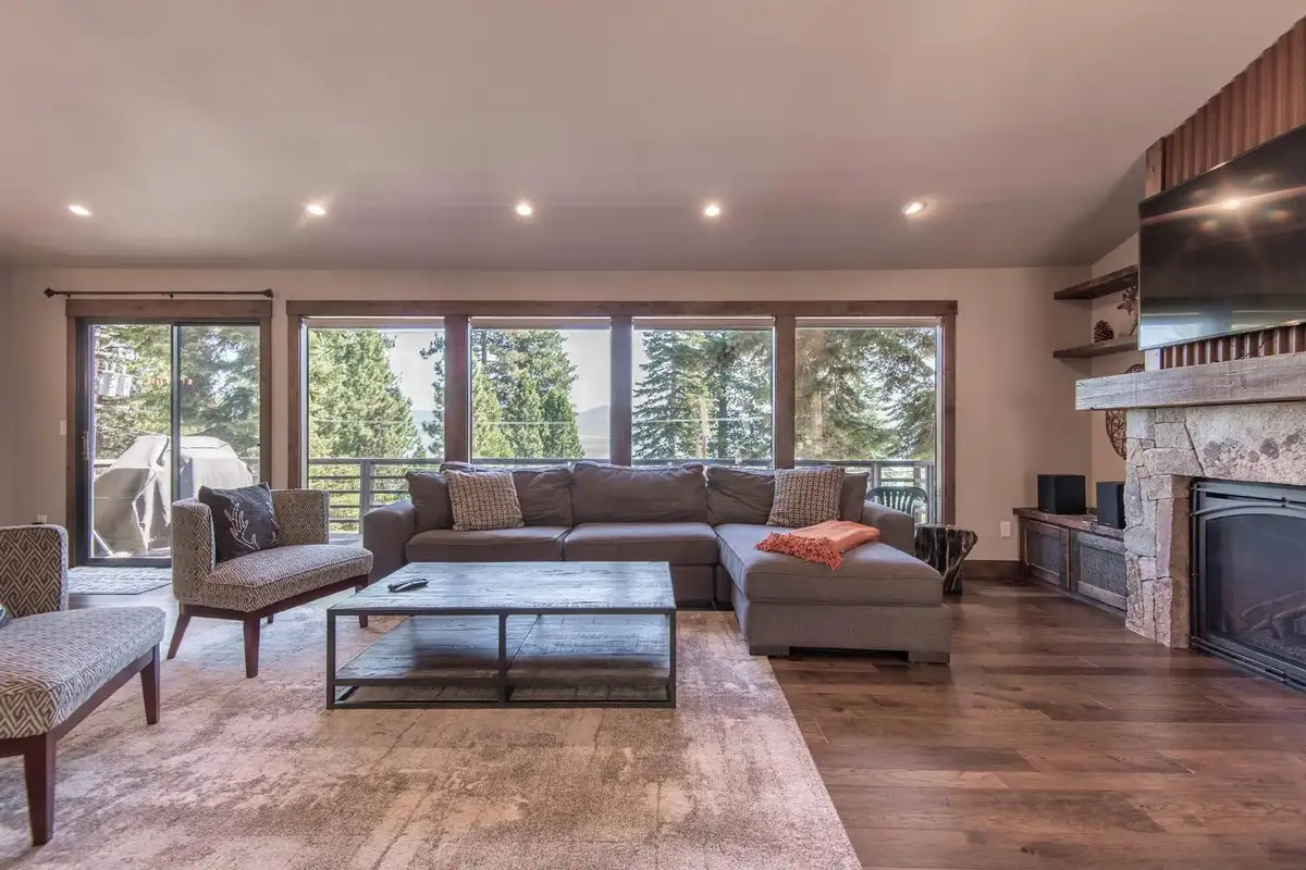 Ready to be mesmerized with the incredibly beautiful lake views?, Tranquil Tahoe Haven