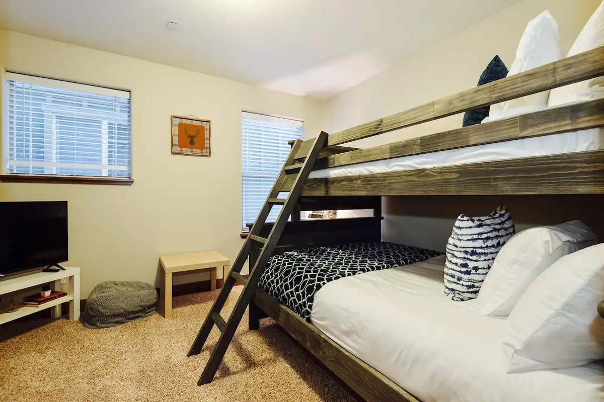 Kids Bedrooms with smart TV, Trout and About