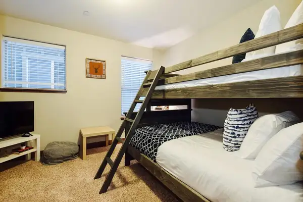 Kids Bedrooms with smart TV, Trout and About