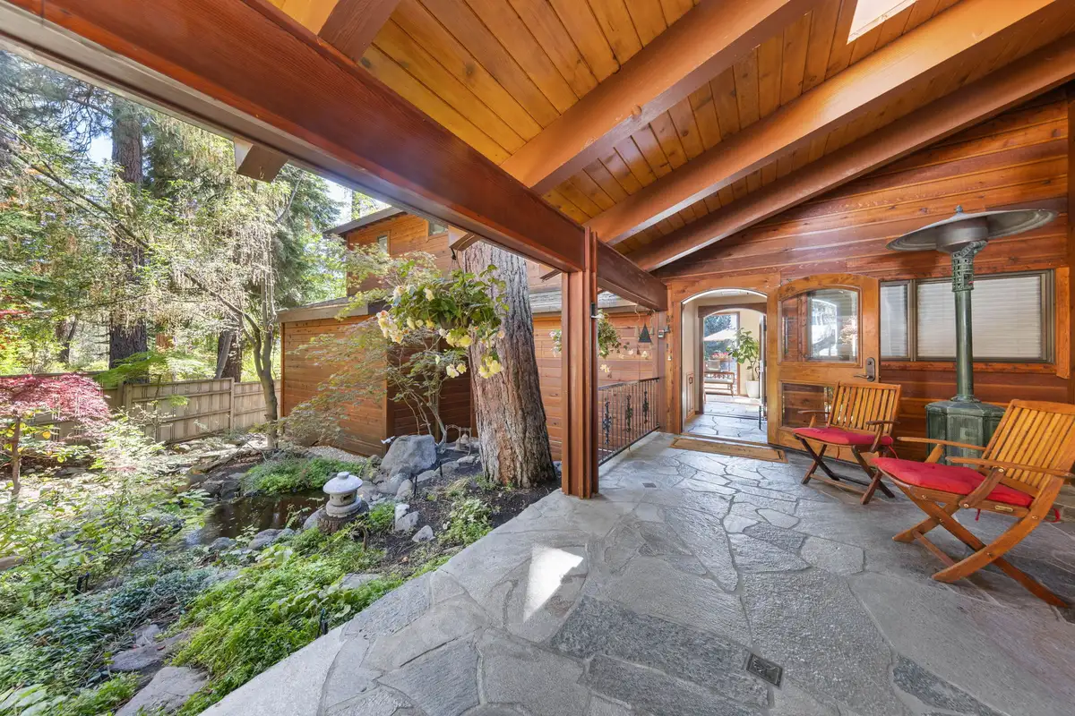 Front Entrance, Incline Lakeside Haven