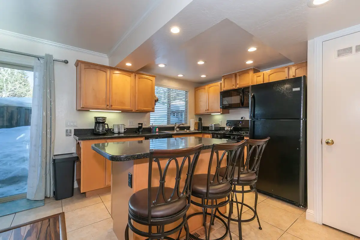 Kitchen, Trailside Tahoe Townhouse