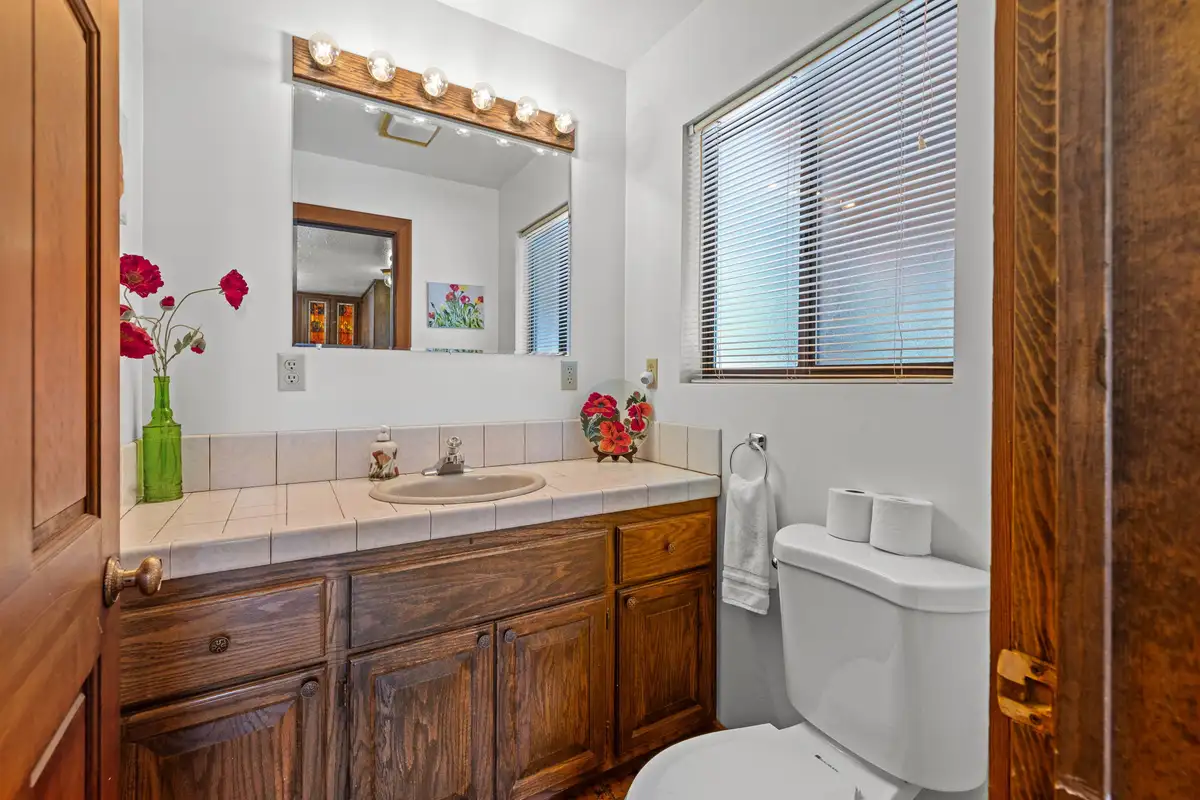 2nd floor Half bath, Rustic Ridge Retreat