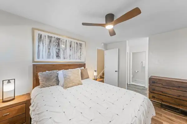 Master bedroom with queen bed, Lakeview Haven in Incline Village