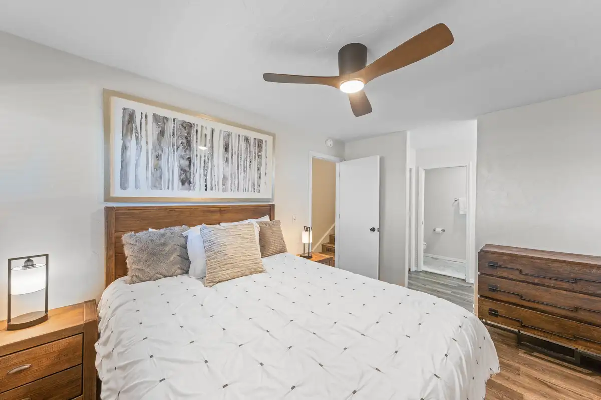 Master bedroom with queen bed, Lakeview Haven in Incline Village