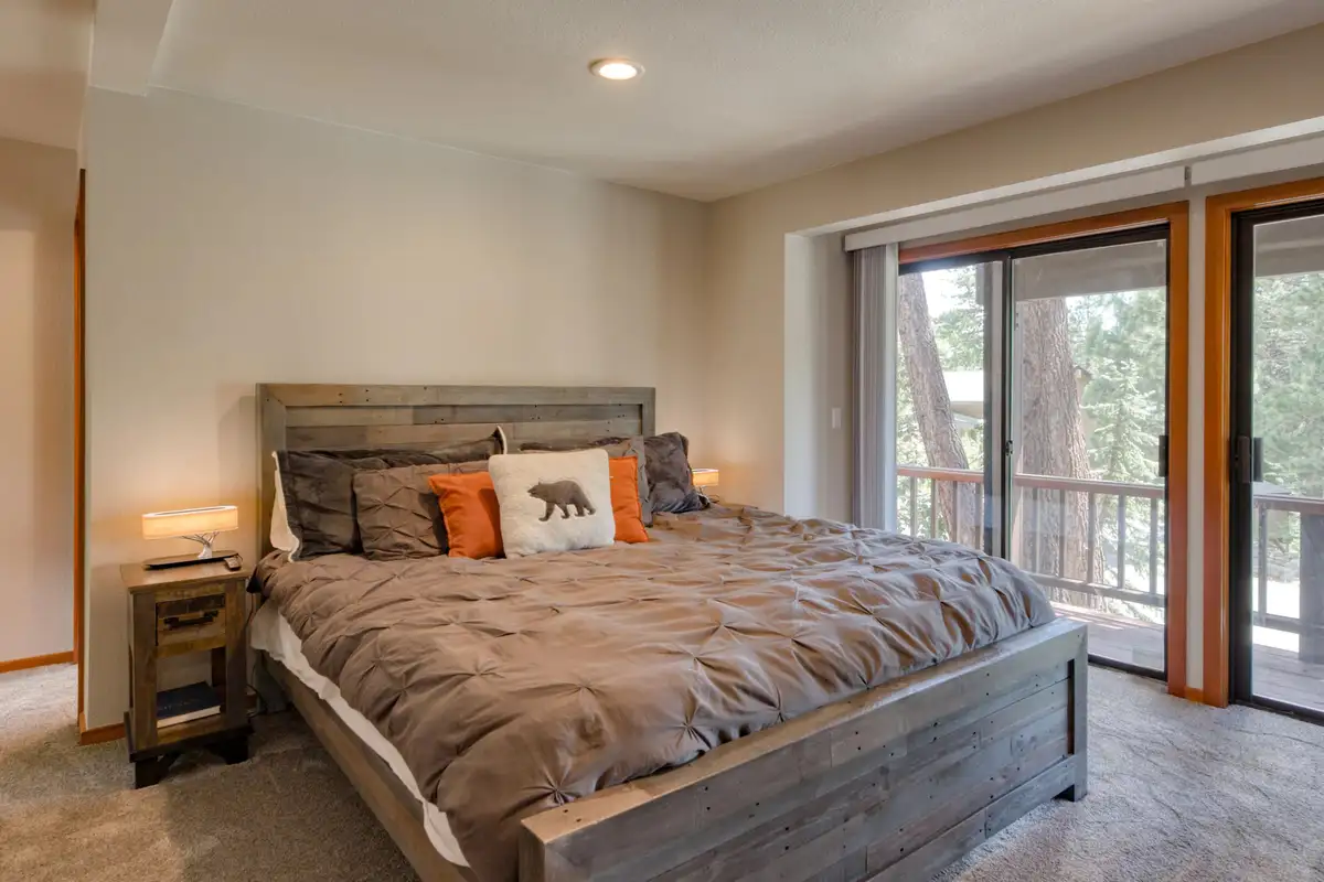 Master Bedroom with King Bed, Lunar Lakeview Haven