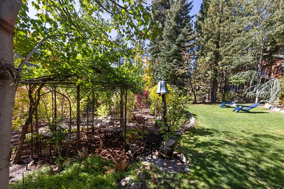 Outdoor Garden, Incline Lakeside Haven