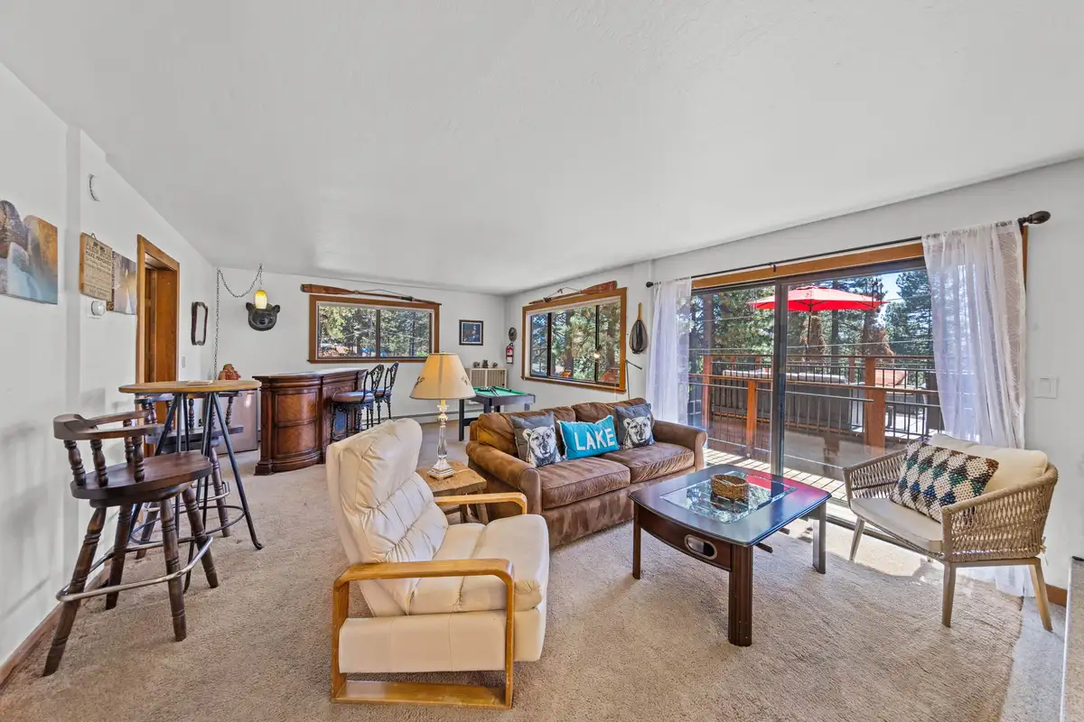 1st floor game/ living area, Rustic Ridge Retreat