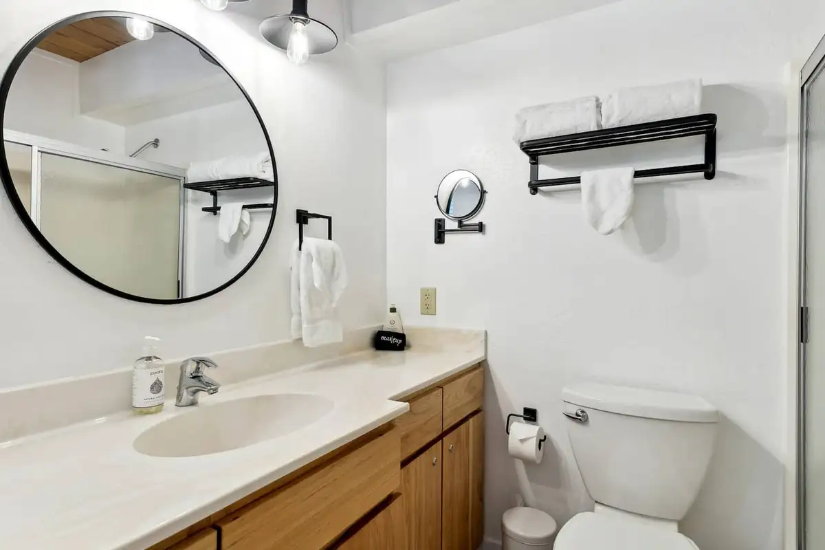 Bathroom #1, Patton's Pfeiffer Cabin