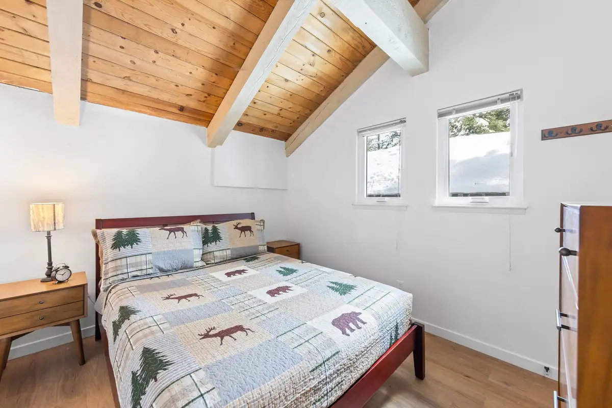 Bedroom #3, Mountaintop Retreat