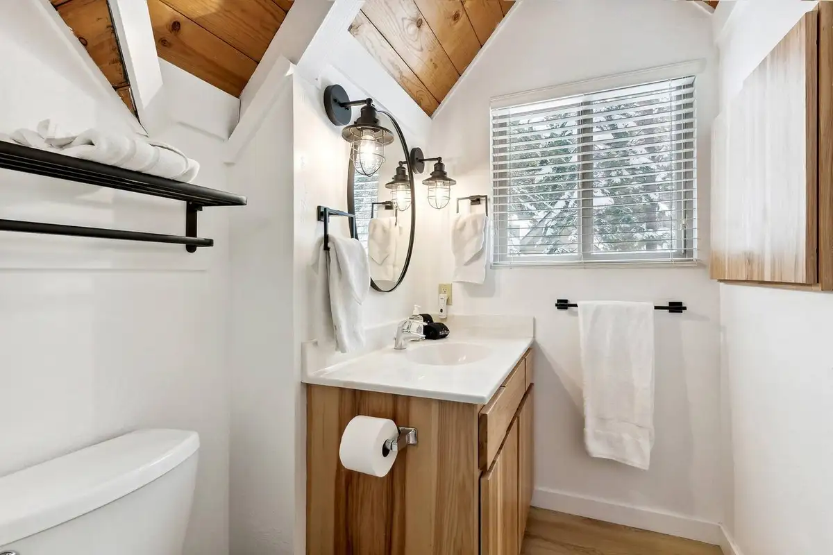 Bathroom #2, Patton's Pfeiffer Cabin