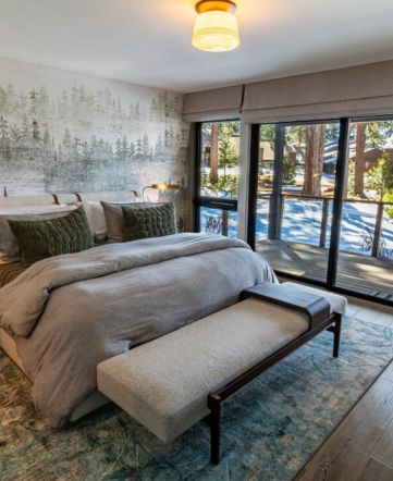 Lakeside Luxe Retreat