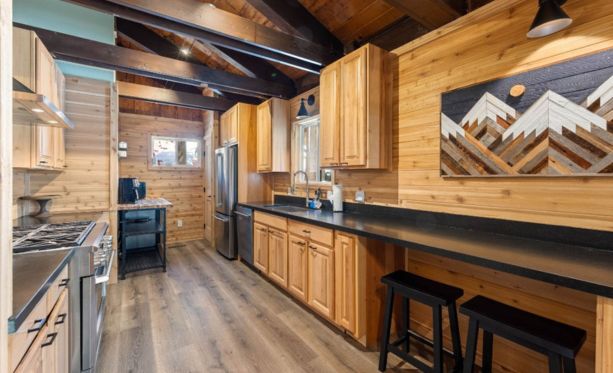 From Cabins to Lake Homes - Pick the Place That Fits Your Days Sunnyside