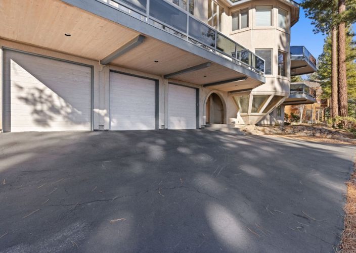 lakefront rentals