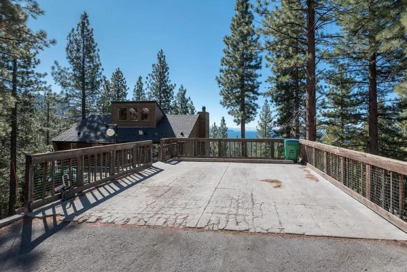 Large outdoor deck at Skylake Serenity Retreat overlooking the Sierra Nevada in Incline Village