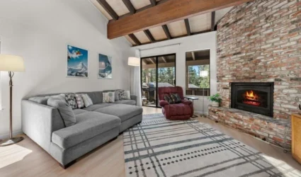 Loft and group sitting area skiway suite incline village